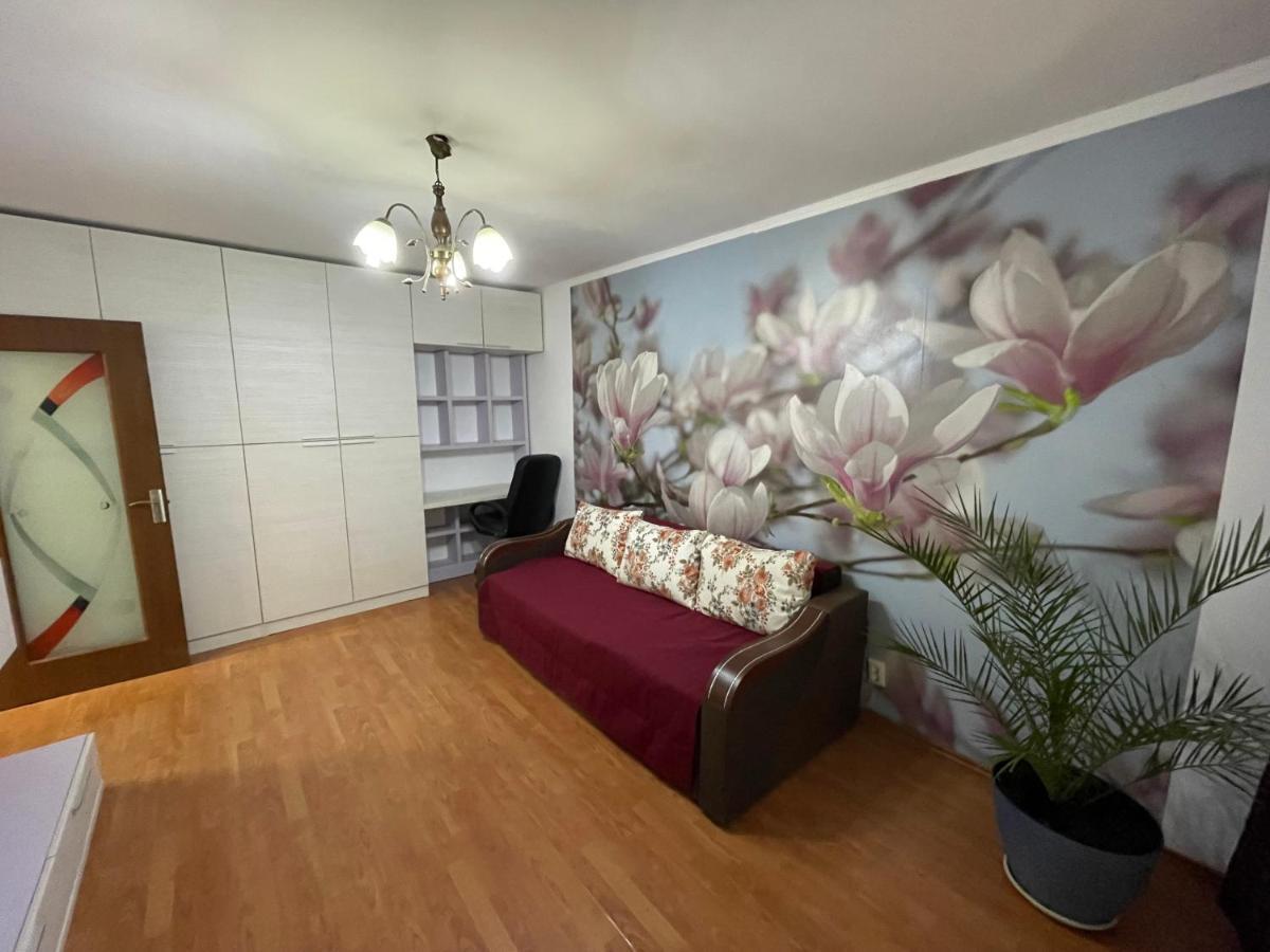 Apartament Magnolia, Piata Gorjului- Metrou Apartment Bucharest Exterior photo